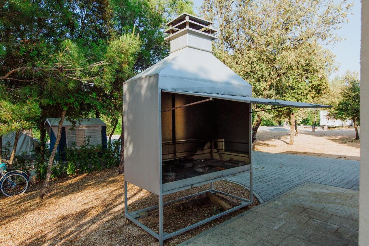 ביוגראד נה מורו Glamping Beach Soline מראה חיצוני תמונה