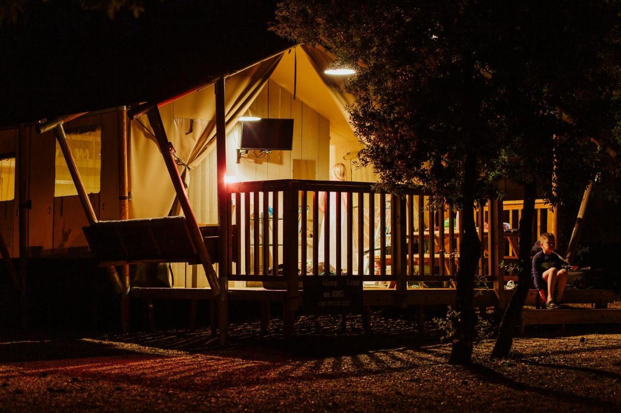 ביוגראד נה מורו Glamping Beach Soline מראה חיצוני תמונה