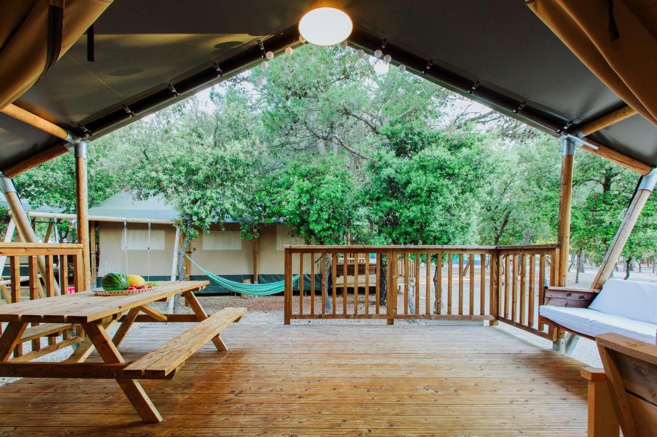 ביוגראד נה מורו Glamping Beach Soline מראה חיצוני תמונה