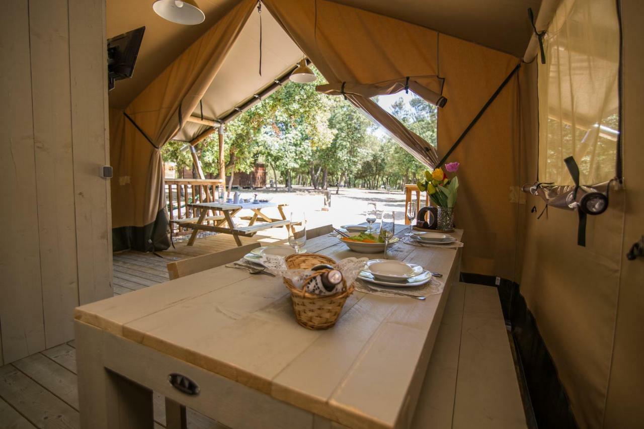 ביוגראד נה מורו Glamping Beach Soline מראה חיצוני תמונה