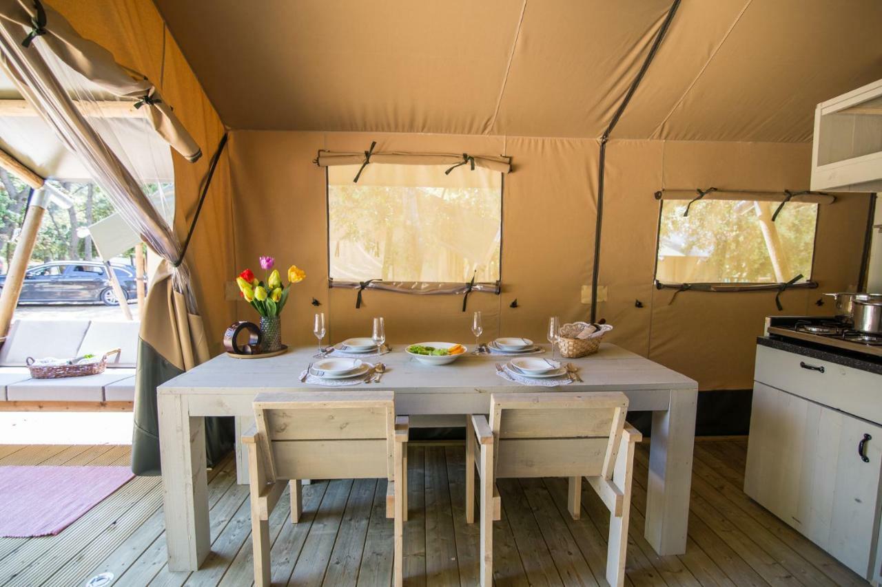 ביוגראד נה מורו Glamping Beach Soline מראה חיצוני תמונה